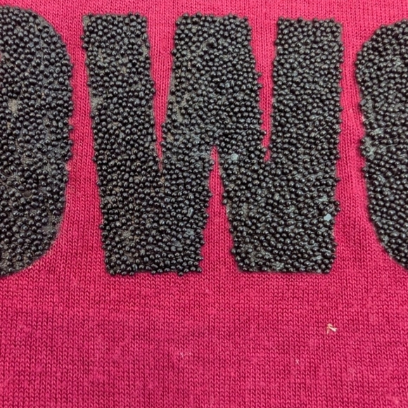 Ariat small long sleeve tshirt in hot pink with stain and fading - Picture 3 of 10